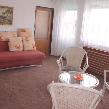 Apartman Luznicka, Sobeslav ภายนอก รูปภาพ