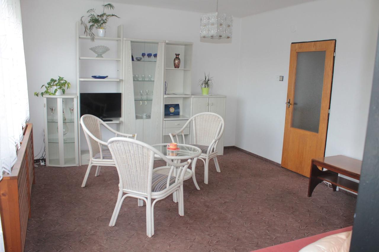 Apartman Luznicka, Sobeslav ภายนอก รูปภาพ